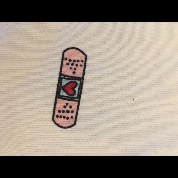 White pattern Pullover - Picture 3 of 8